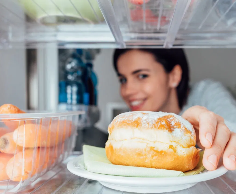 هل تشعرون بالجوع بين الوجبات؟ هذا المكون هو السبب