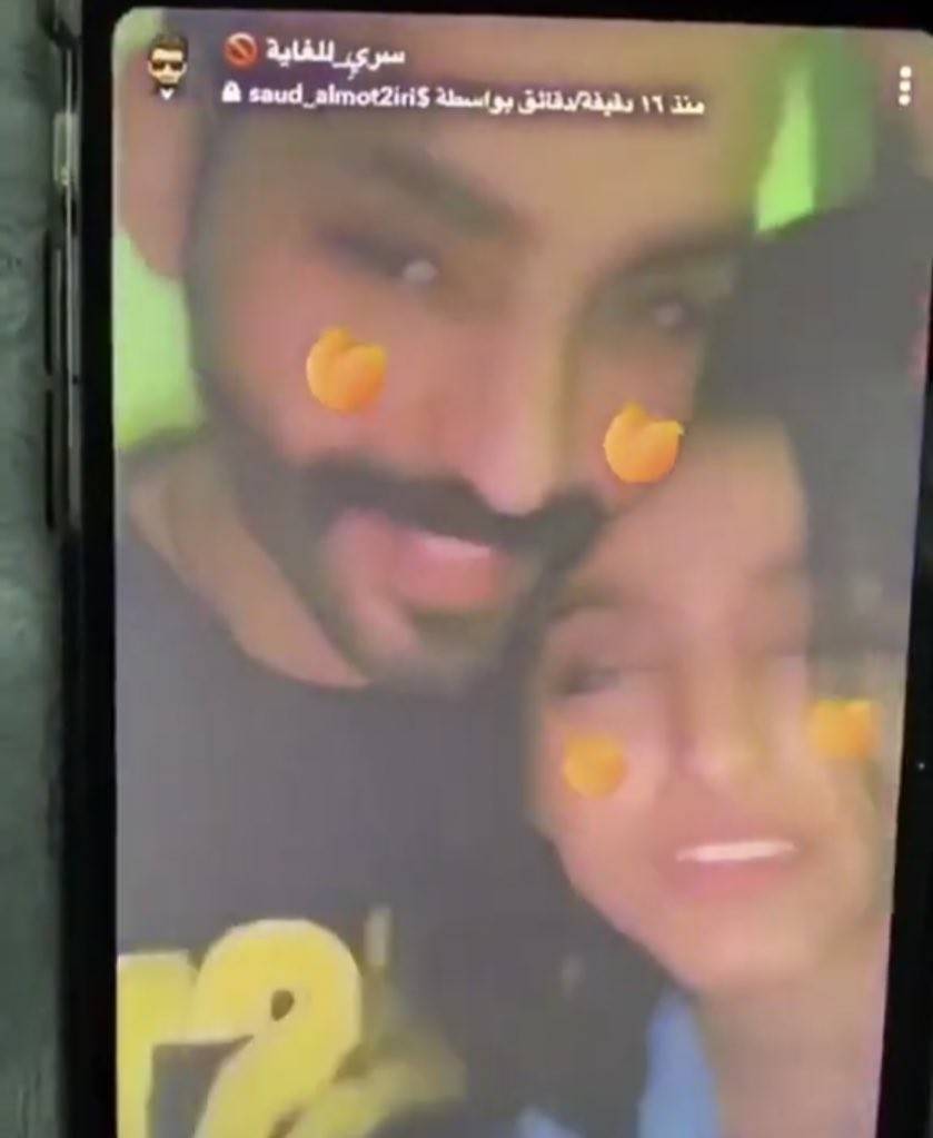 بالفيديو – نجم مواقع سعودي متهم باستغلال فتاة قاصر وبخدش الحياء