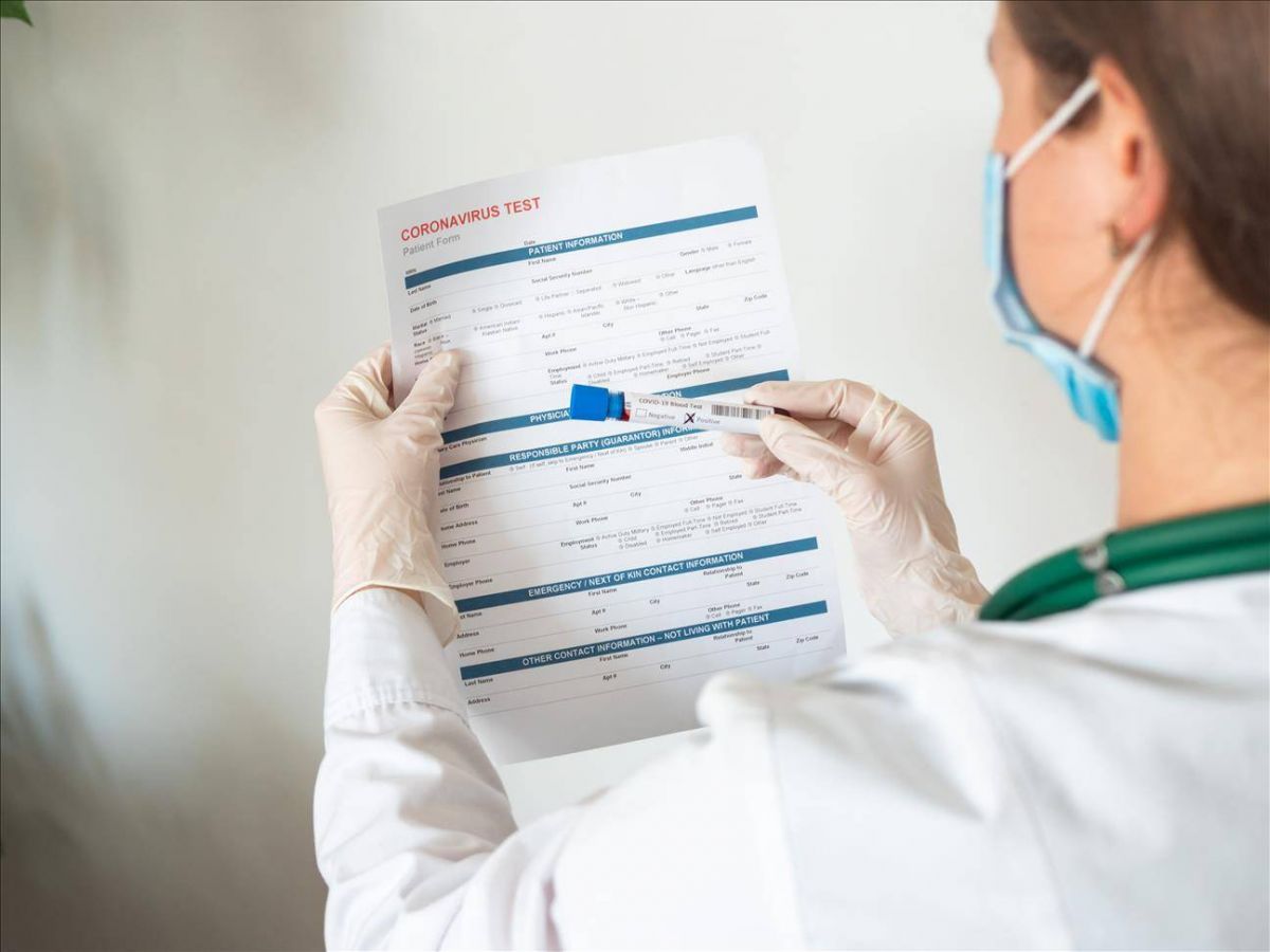 كورونا يصيب ممثلة عربية قديرة