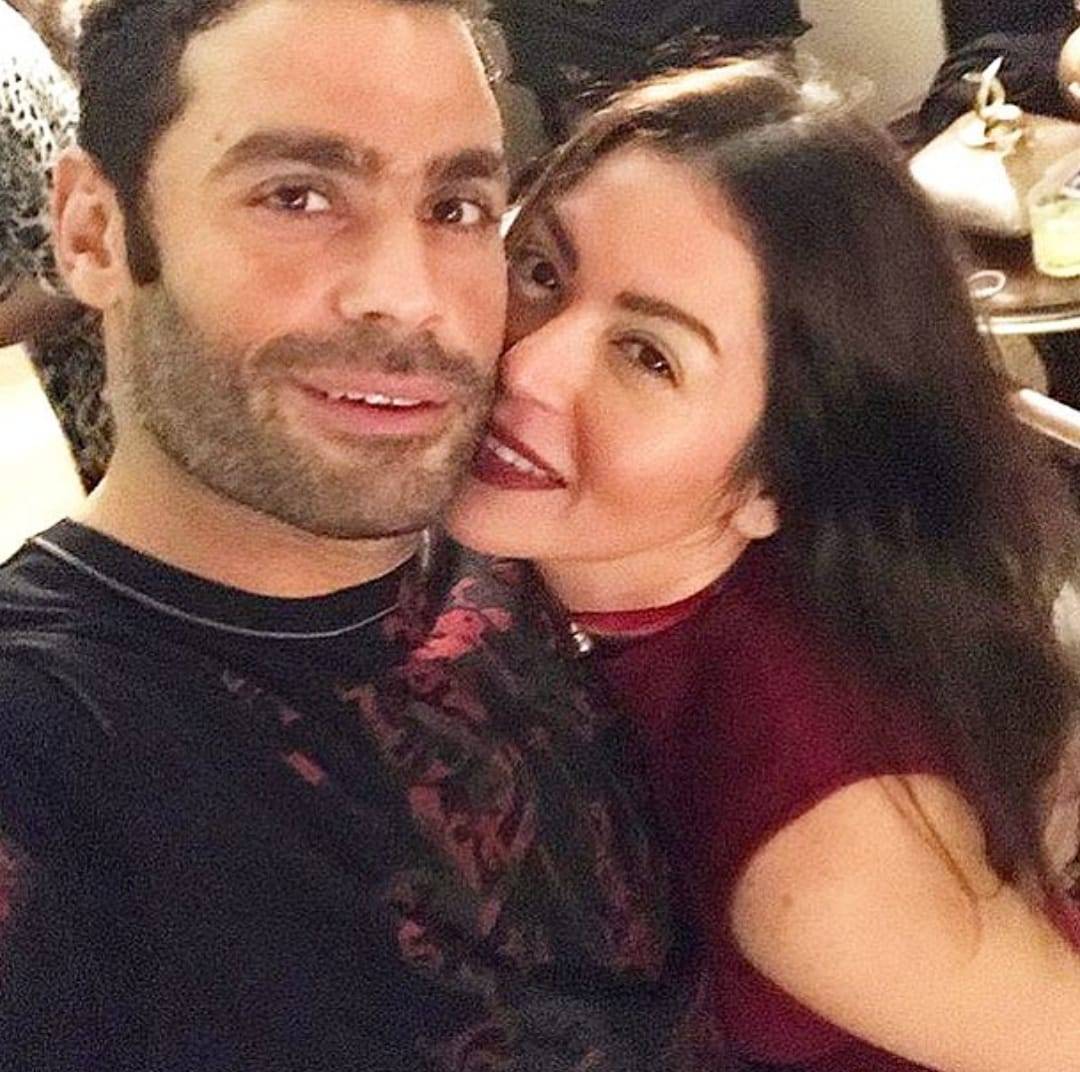 لقاء الخميسي تهدد بسبب دعابة مع زوجها