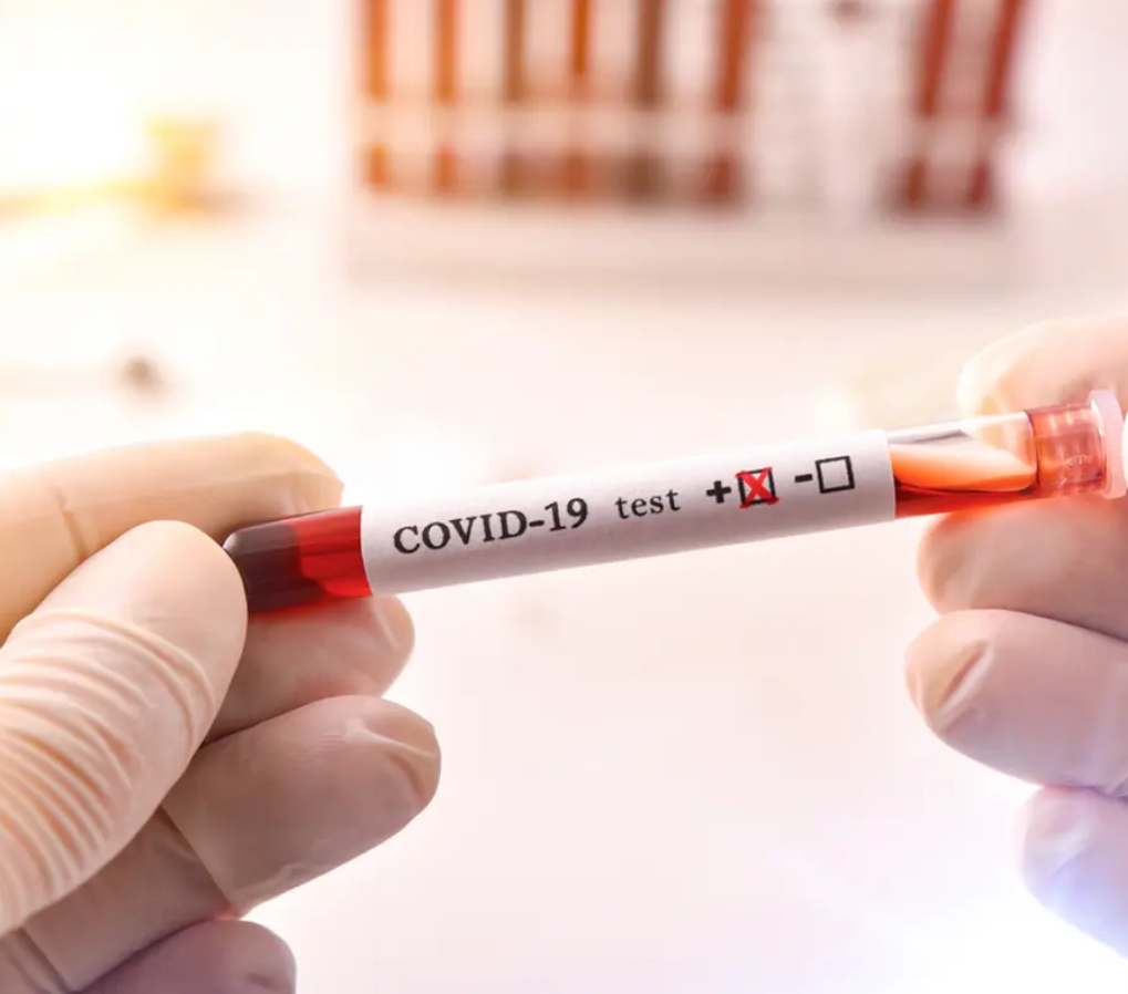 إعلامي مصري في العناية المركزة بسبب كورونا