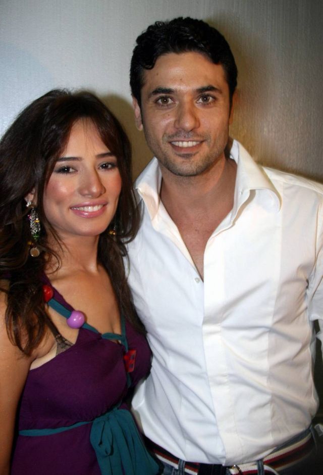 أحمد عز وزينة