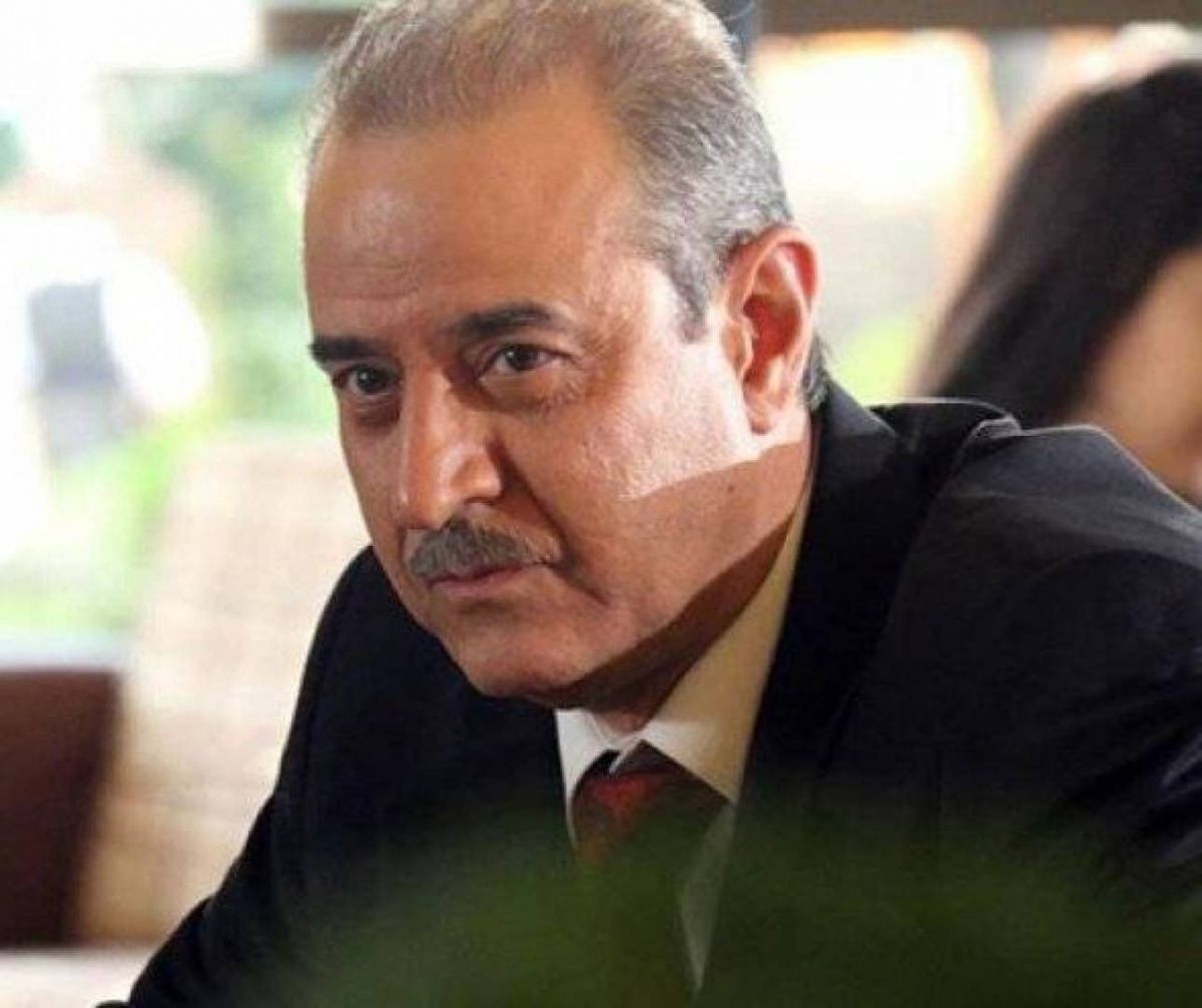 في صورة قديمة - كيف كان شكل بسام كوسا منذ 38 عاماً؟