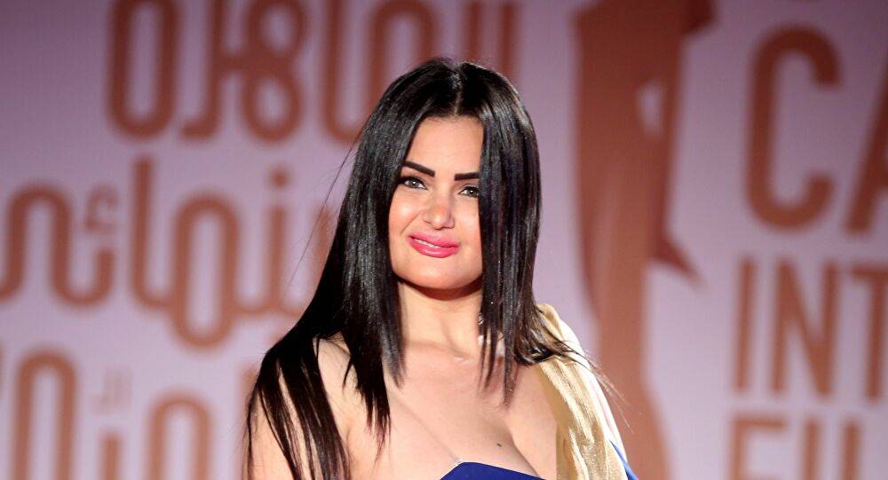 محامي سما المصري يدافع عنها يشراسة: 