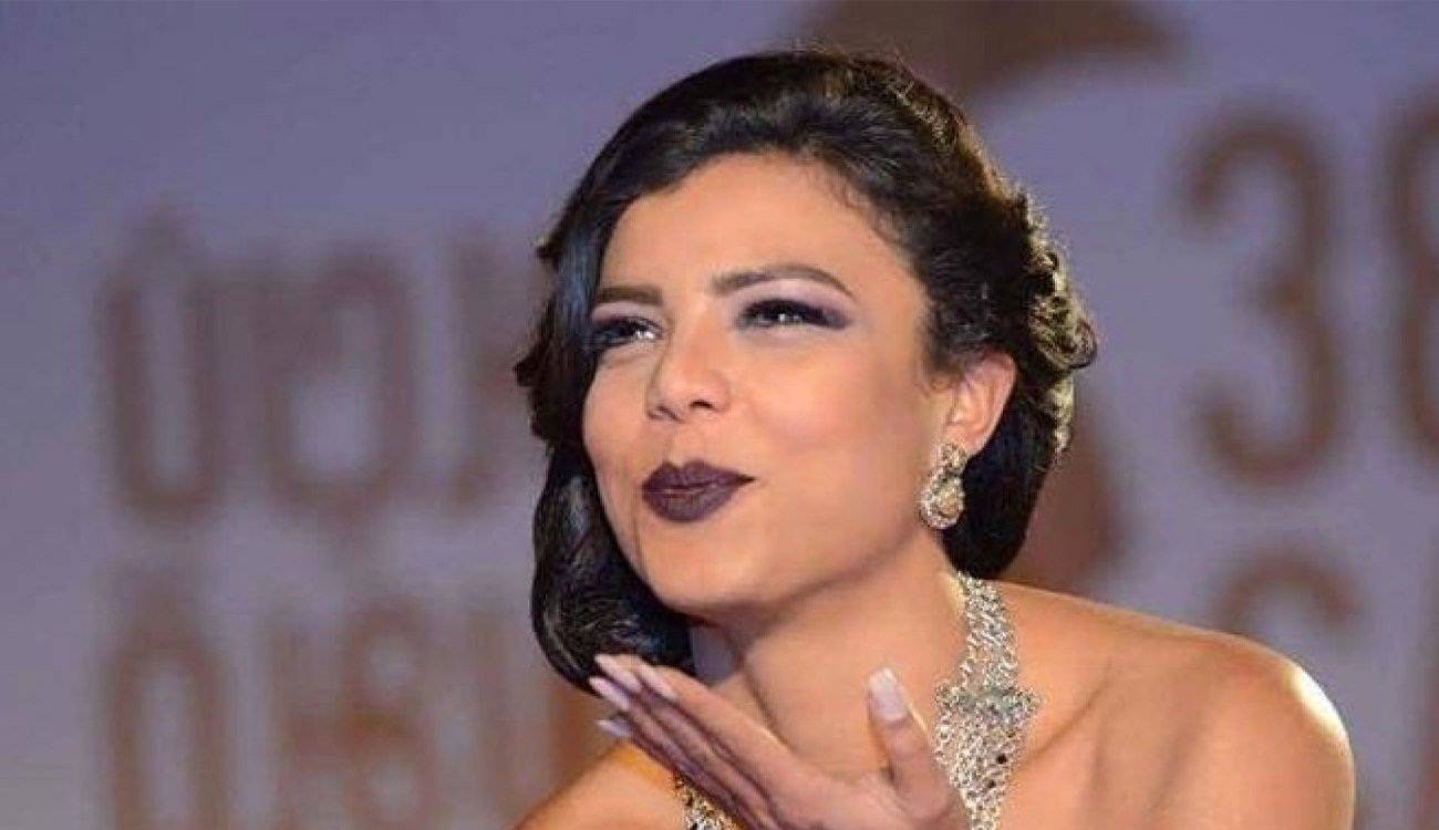 بالفيديو - ناهد السباعي تنفعل بسبب يوسف الشريف: "لن أتزوج فناناً"