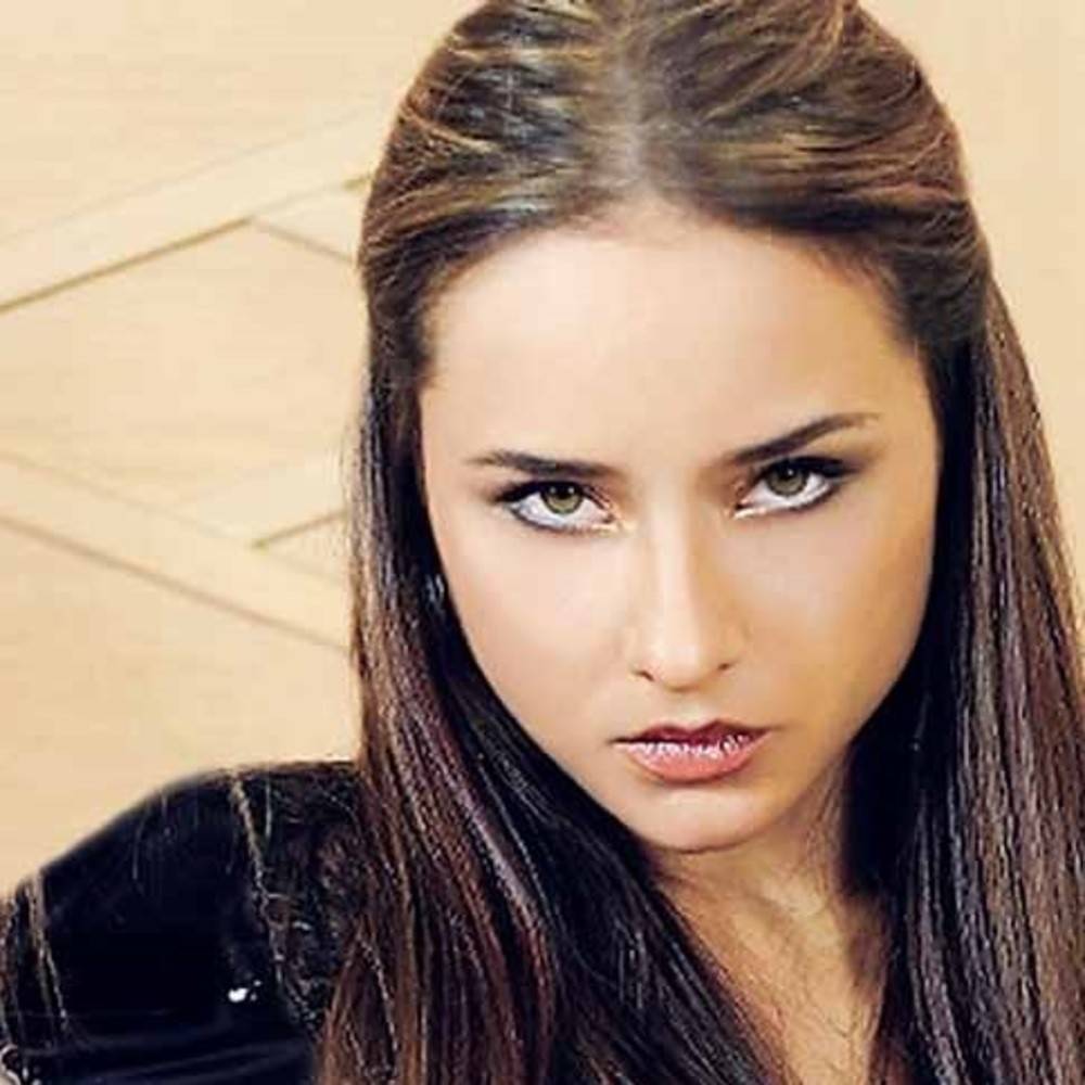 بالفيديو - للمرة الأولى نيللي كريم ومنى زكي في مسلسل واحد