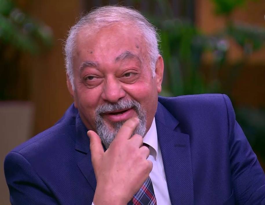 بالفيديو - سامي مغاوري يكشف لماذا اعتدت عليه سيدة في مركز تجاري