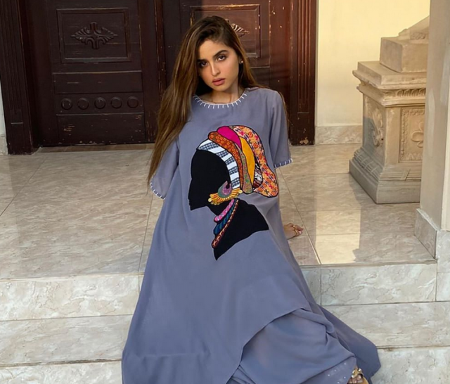 بالفيديو -  حلا الترك ترد على ضجة تخرجها وتتحدث عن اختصاصها الجامعي واستقلاليتها