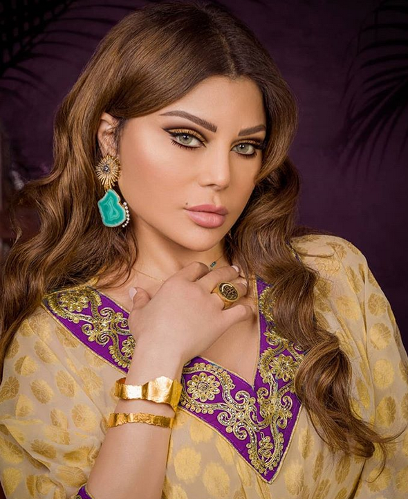 بالفيديو – خبيرة جمال تقلد إطلالة هيفاء وهبي بالمكياج... هل نجحت؟