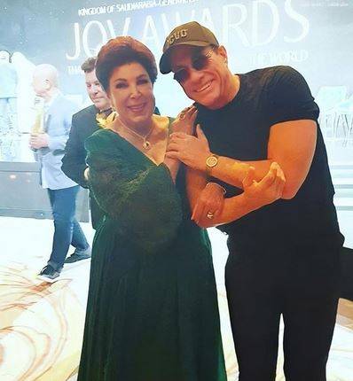 فان دام يرثي رجاء الجداوي: 