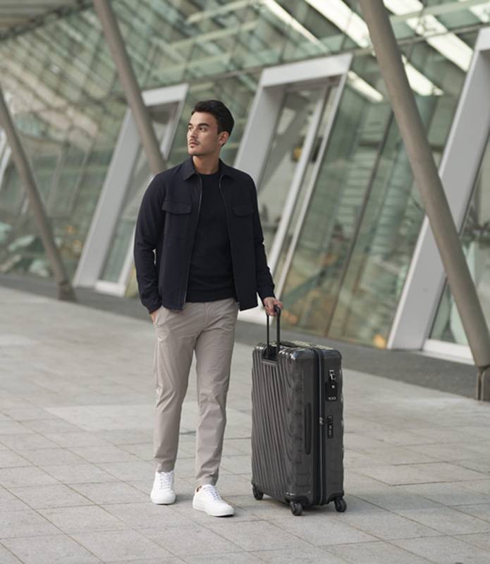 دار تومي وحقائب تبني مستقبلاً أكثر استدامة