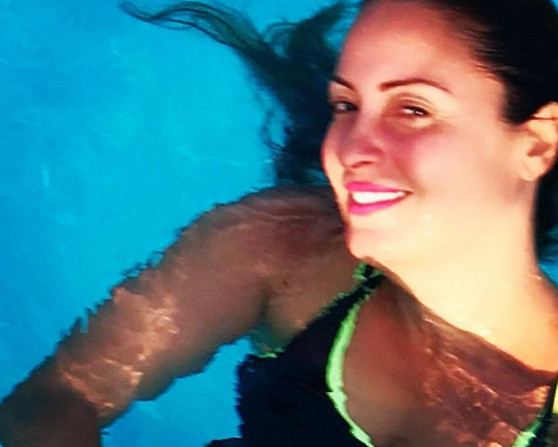 بالصور - نرمين الفقي بالمايوه بين الماضي والحاضر