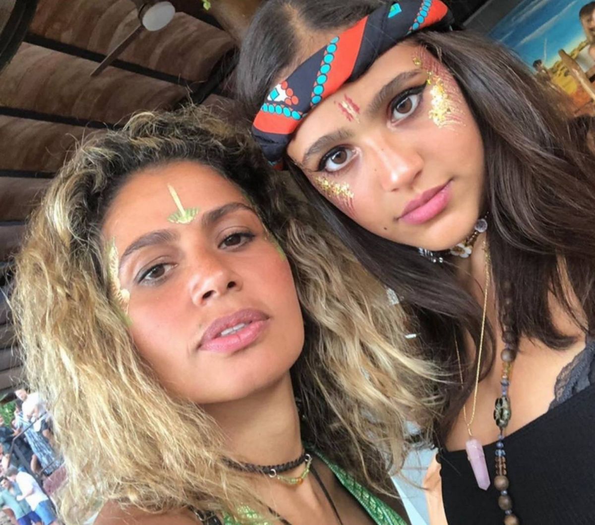 رسالة من زينة عاشور لابنتها.. وعمرو دياب يتجاهل