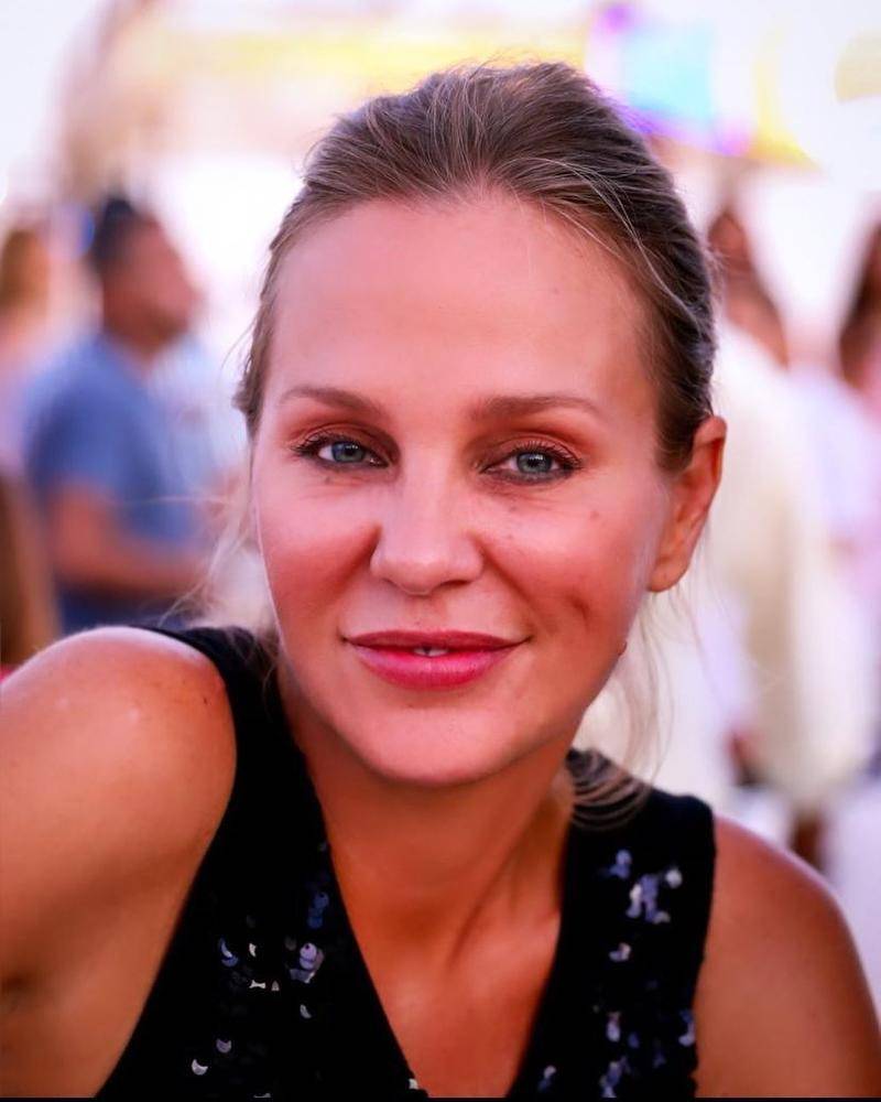 الظهور الأول لشيرين رضا بعد وفاة والدها.. وهذا ما قالته