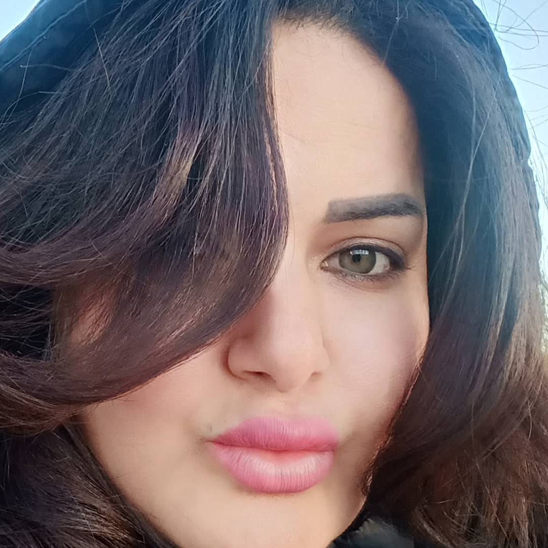 بالفيديو  - سما المصري تعتذر من داخل السجن.. ومحاميها يطلب إسقاط التهمة