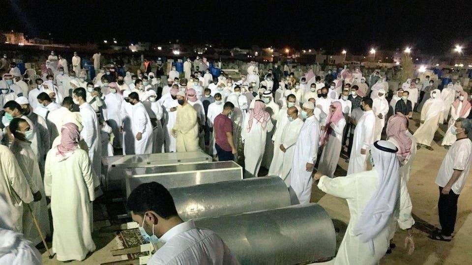 دفن ضحايا مذبحة  الأحساء الخمسة في مقبرة واحدة