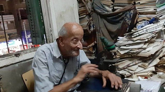 الدكتور محمد مشالي طبيب الغلابة