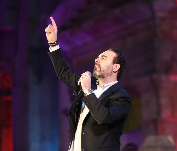 بالصور – سخرية جارحة من زوجة وائل جسار وتنمر على شكلها لهذا السبب