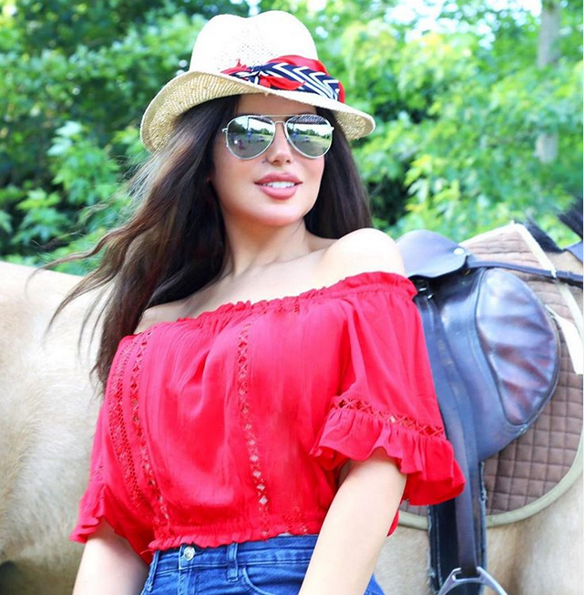 بالفيديو – حليمة بولند تكذب زميلها الذي أعلن اعتقالها وجهاً لوجه