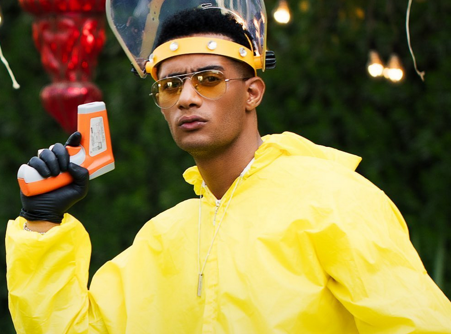 بالفيديو –محمد رمضان في الـ19: 