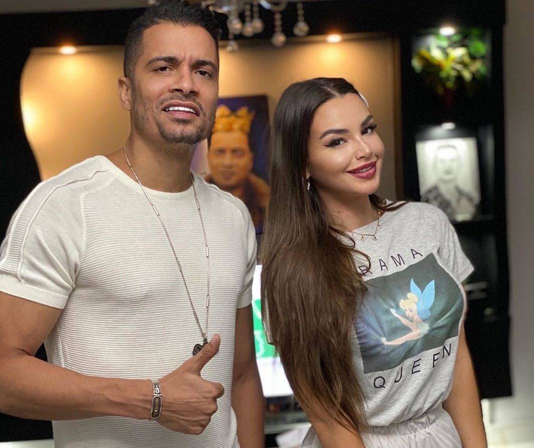 بالفيديو - حسن شاكوش وجوهرة يثيران الجدل امام الكاميرا