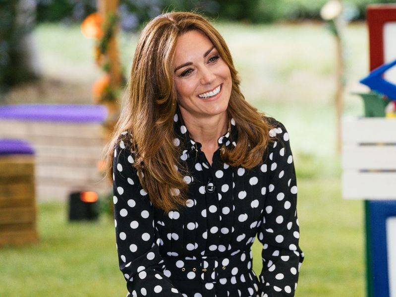 بالصورة - كيت ميدلتون تختار فستاناً بسعر منخفض جداً