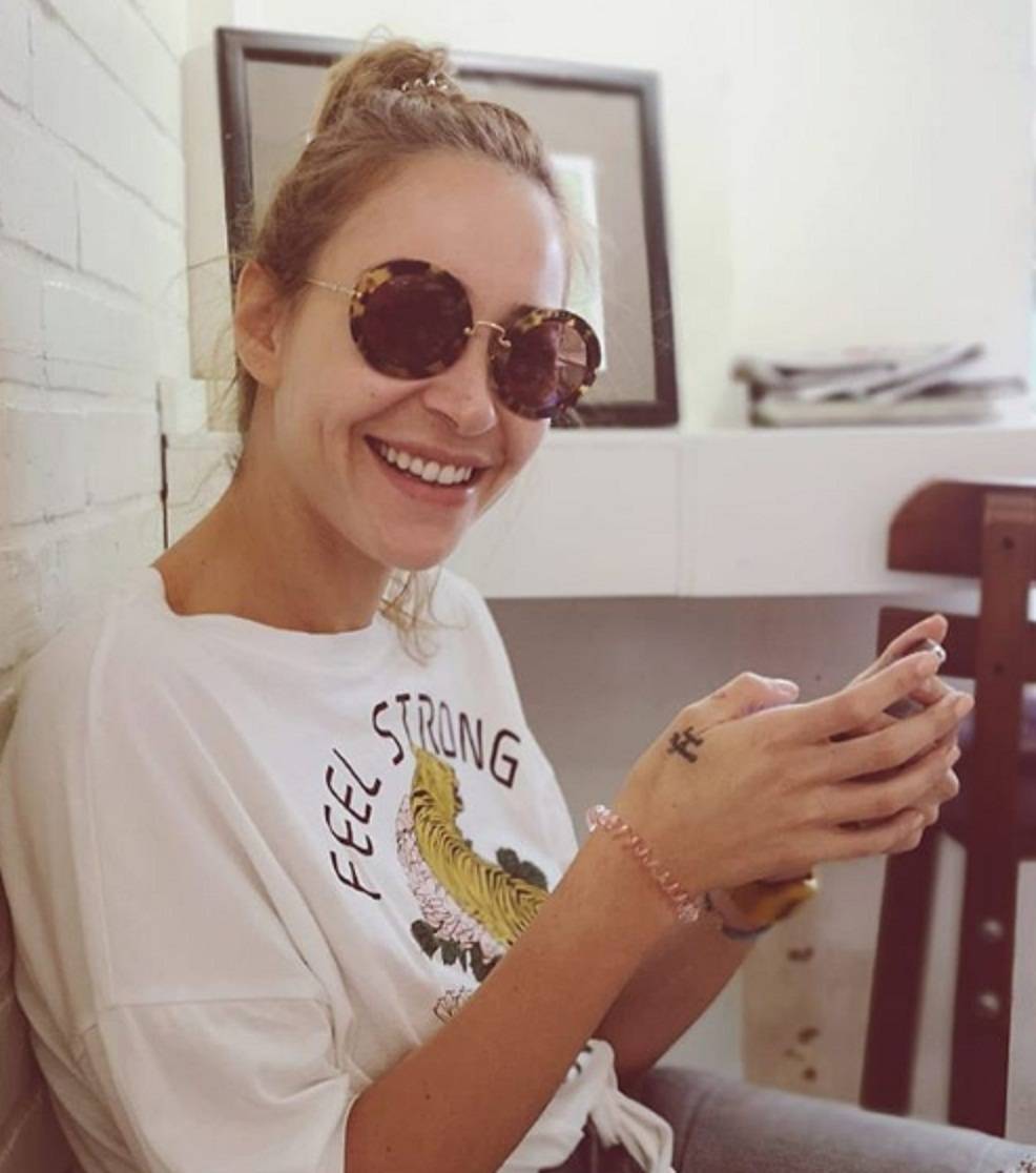 منة شلبي تسخر من عام 2020 بهذه الطريقة