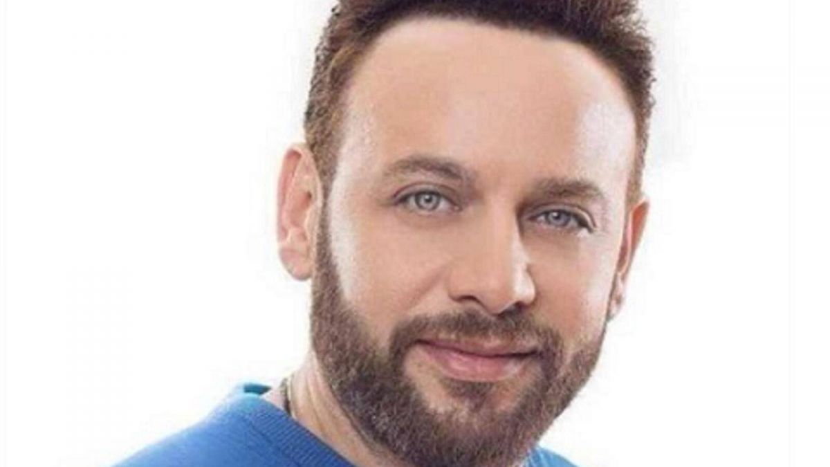 الموت يُفجع مصطفى قمر