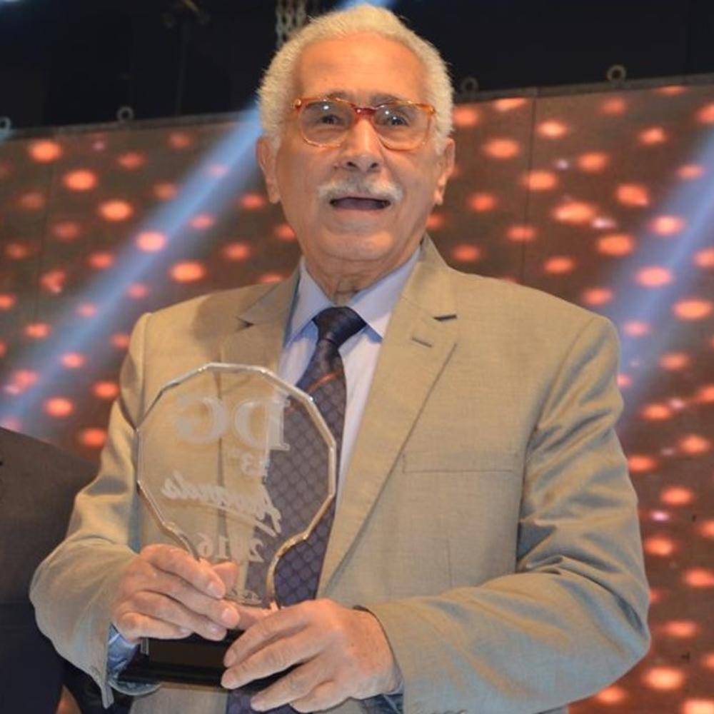 إبنة عبد الرحمن أبو زهرة تحذّر من تغريدة مزيفة عن والدها وتهدّد...