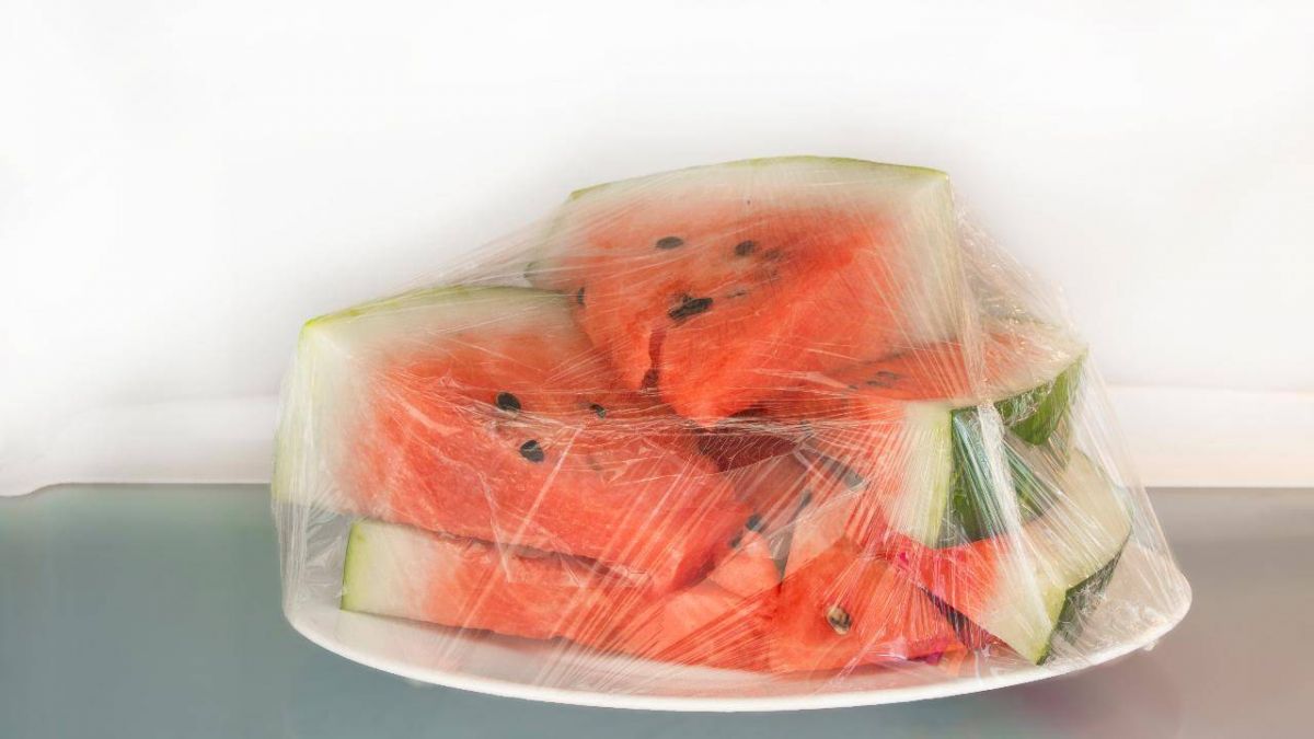إليك افضل طريقة لحفظ قطع البطيخ من دون تغيّر شكلها وطعمها