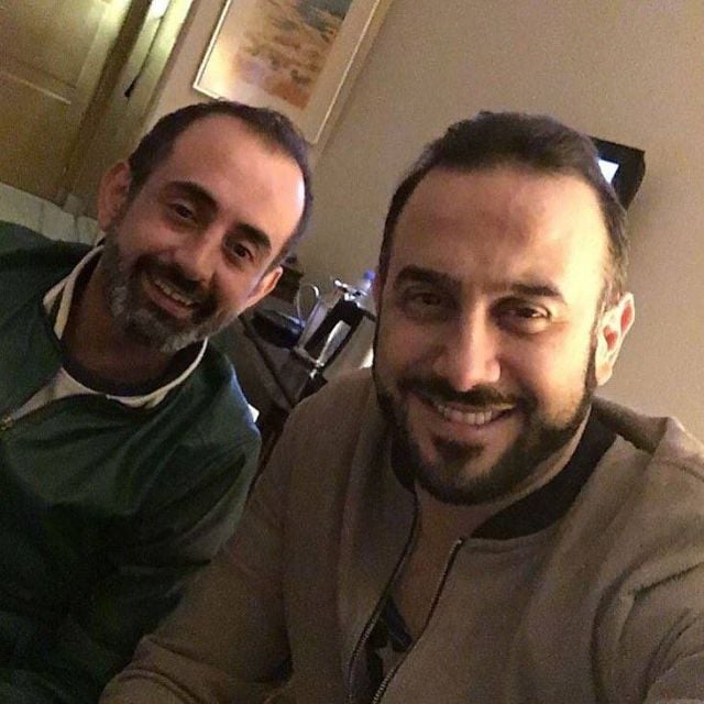 أدهم مرشد ينعي والده بكلمات مؤثرة.. وقصي خولي يواسيه