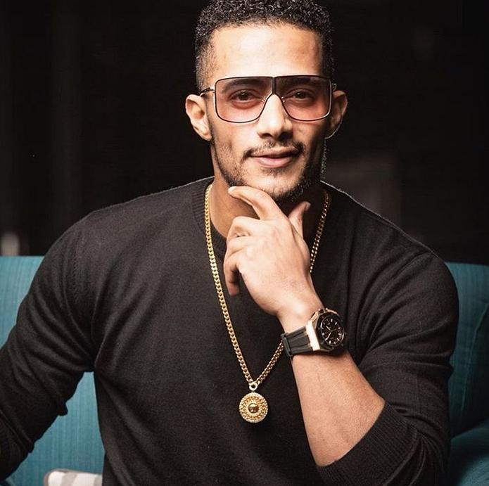 بالفيديو - محمد رمضان يتهم بالمبالغة في الاستعراض والاستهتار بكورونا