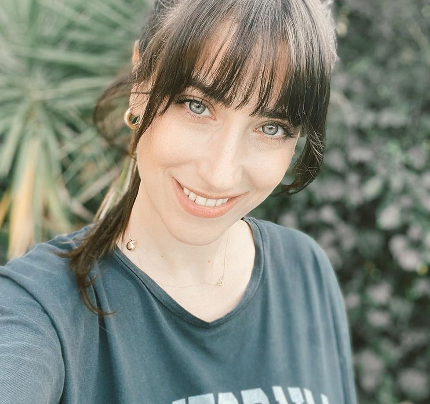 اتّهام هازال كايا بالإهمال بسبب أحدث صورة مع طفلها