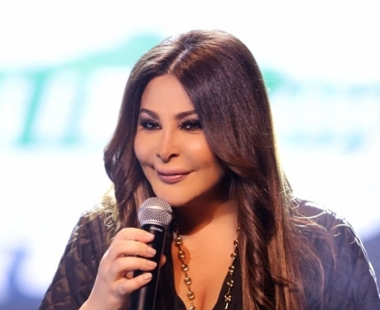 بالفيديو – بعد انهيارها بالبكاء على الهواء... إليسا تنفجر غضباً وهذا ما تمنته للزعماء