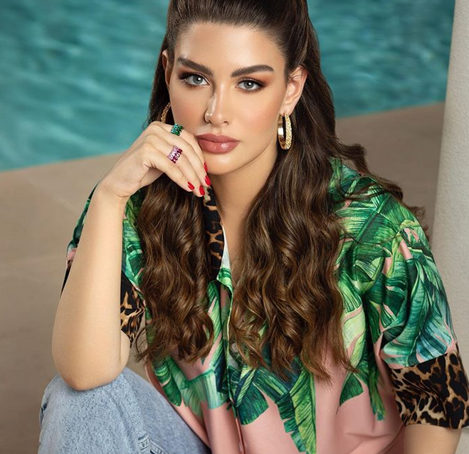 بالصورة - روان بن حسين تتعرض لحادث يمنعها من التحرك 3 أسابيع