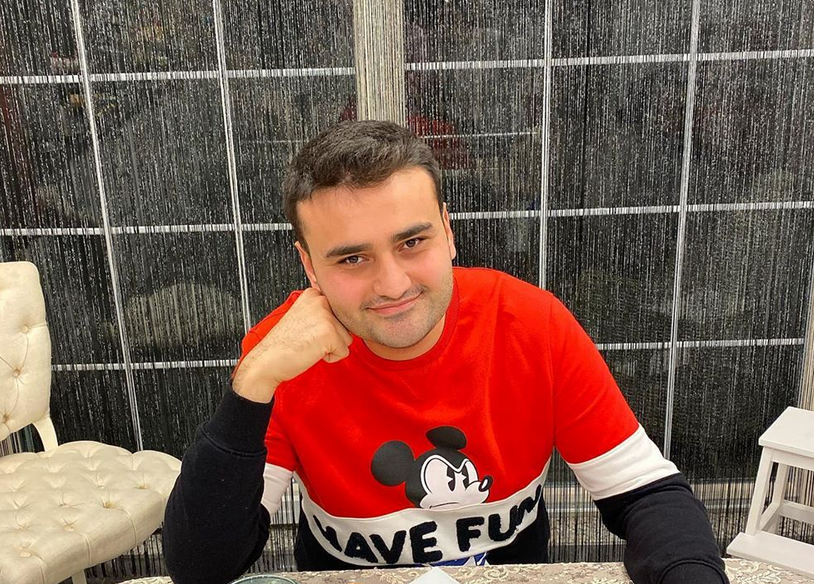 بالفيديو - الشيف بوراك في حالة حزن شديد بسبب انفجار بيروت ويوجّه رسالة بالعربية