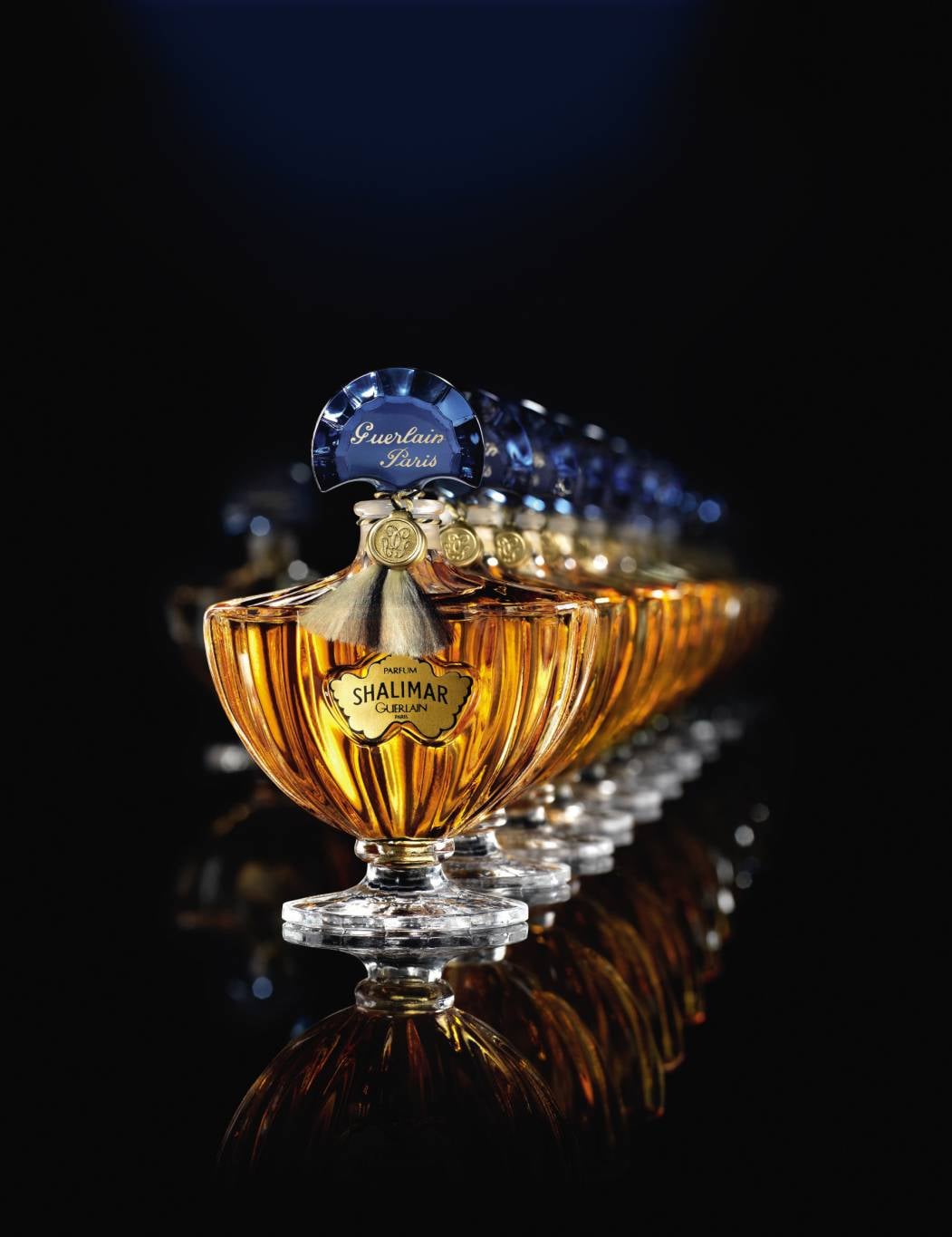 شاليمار SHALIMAR
قصة نجاح العطر الأسطوري من غيرلان Guerlain