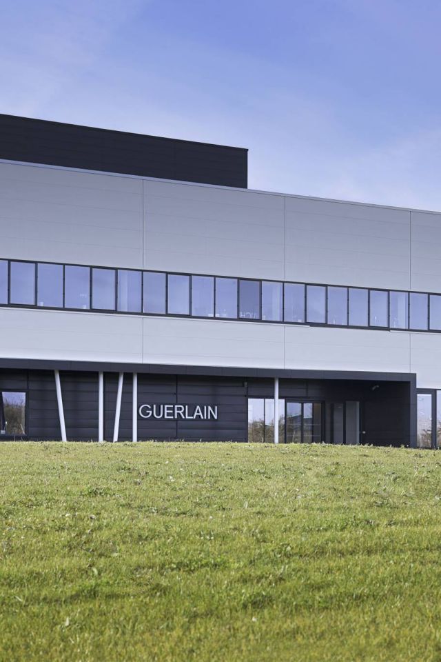 guerlain_Facade 2