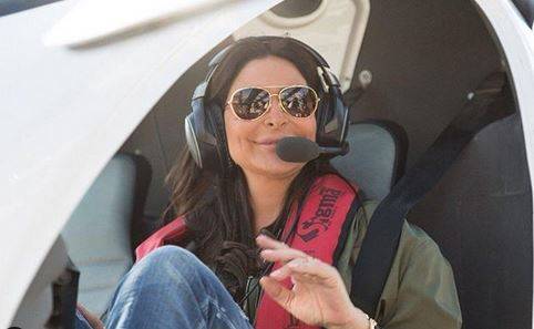 بالفيديو - إليسا تشارك في حملة توزيع المساعدات على متضرّري انفجار بيروت