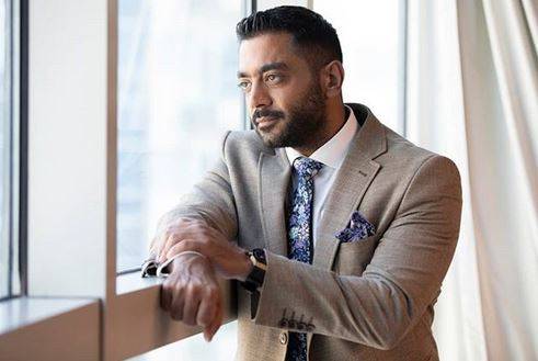 بالفيديو - أحمد فلوكس يشن هجوماً على هؤلاء.. وفنانة له بالمرصاد