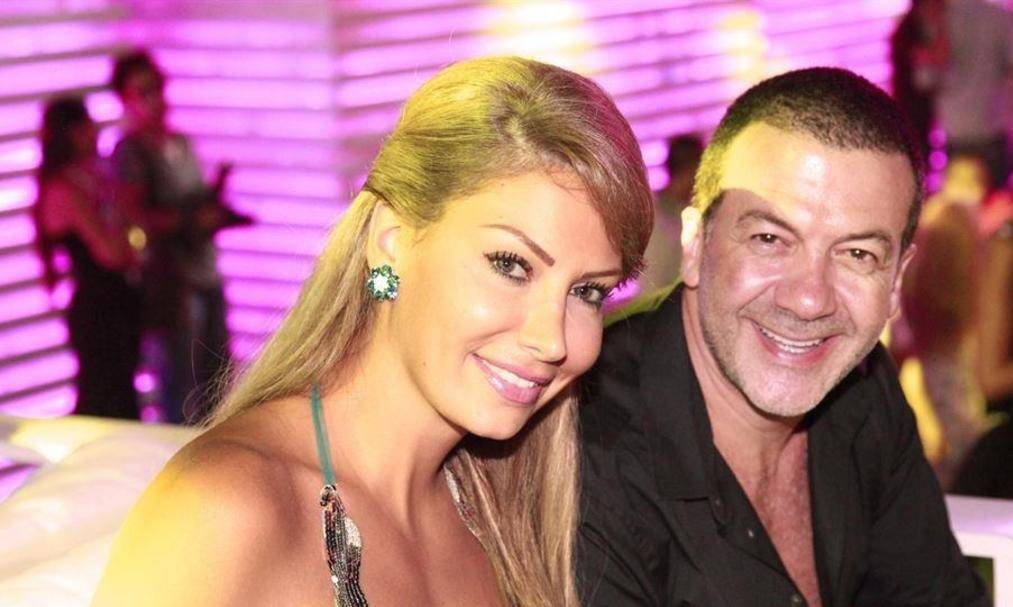 بالفيديو – ابن طوني بارود وكريستينا صوايا يجمعهما ووسامته تسرق القلوب