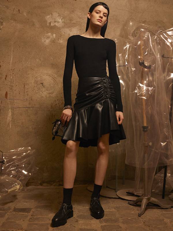 ALAIA مجموعة الخريف من 