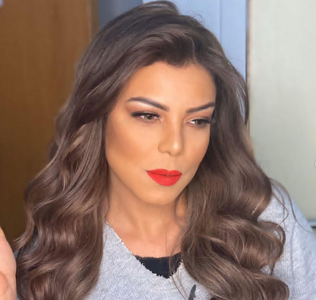 بالصورة – ناهد السباعي تثير الانتقادات بإطلالة بحرية جريئة