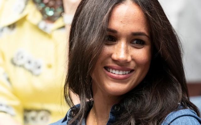 إطلالة بالشورت تثبت تحرّر ميغان ماركل من القيود الملكية