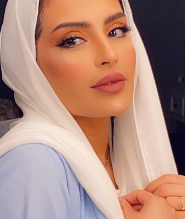 بالصورة - كيف تبدو بدور البراهيم من دون مكياج؟