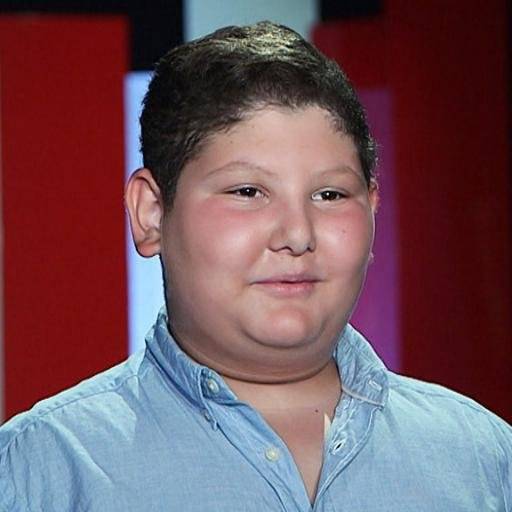 بالفيديو – بعد الضجة بسبب نحافته... زين عبيد نجم The Voice Kids يكشف الحقيقة