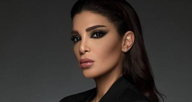 الموت يفجع دينا حايك