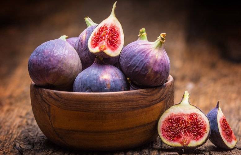 إليك طريقة تساعدك على أكل التين في غير موسمه