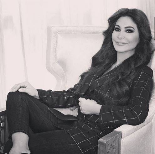 سجال جريء بين إليسا ووزيرة لبنانية يثير بلبلة