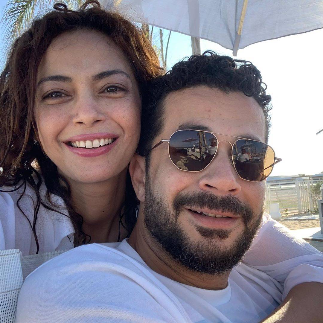 شريف سلامة في صور رومانسية مع داليا مصطفى والجمهور يعلّق على نحافتها